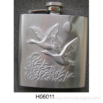 Embossing Hip Flask Gift for Outdoor